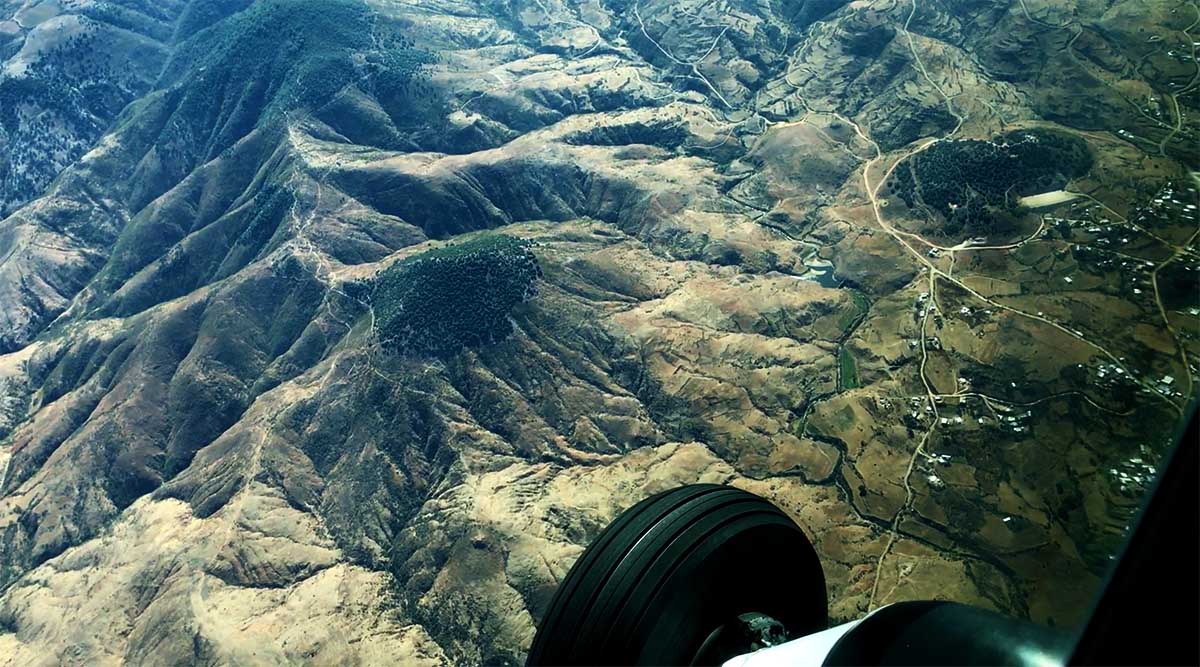 Fly Aerotucan Over The Mountains